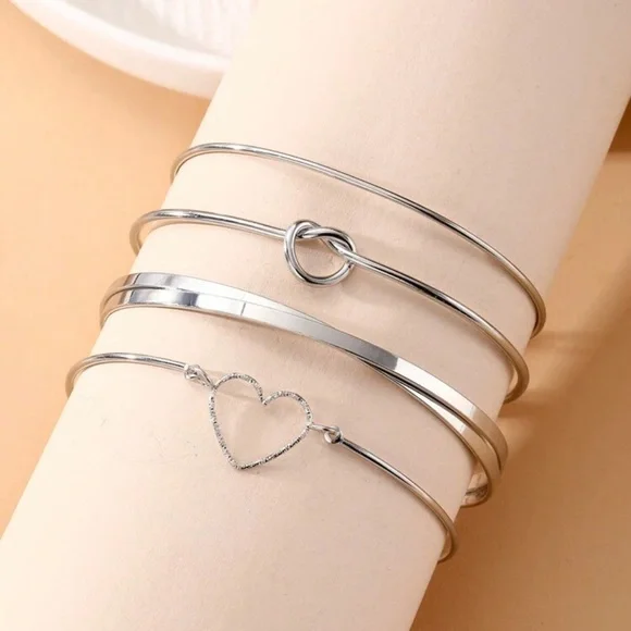 Elegant Silver gray Heart Bracelet Set - Picture 2 of 7